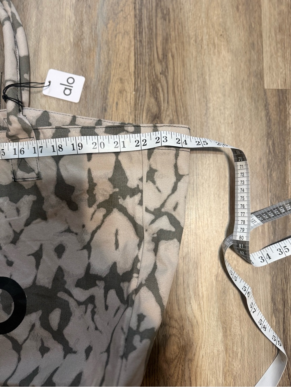 ALO Yoga Beige and Olive Tie-Dye Canvas Tote - Picture 6 of 6